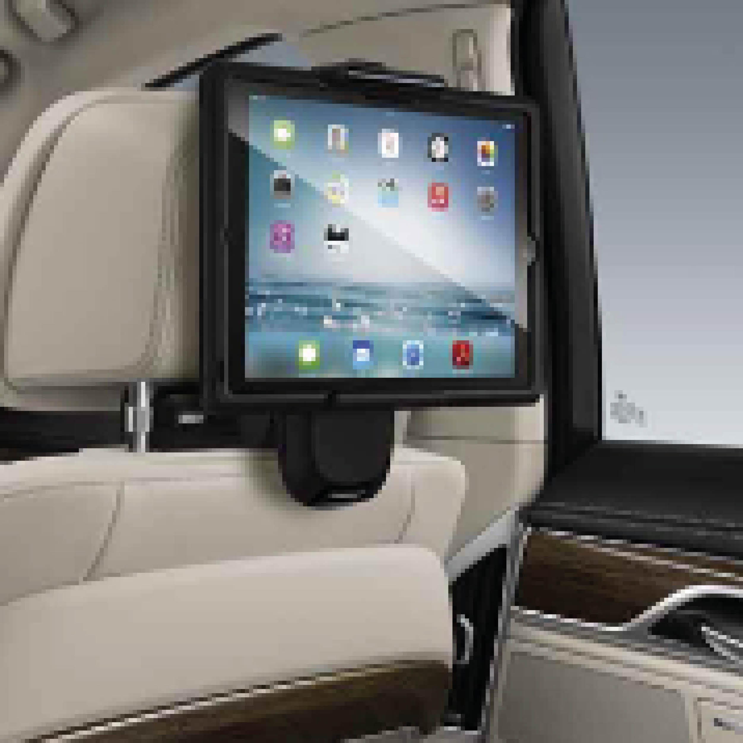 BMW Travel & Comfort System Universalhalterung Tablet Safety Case